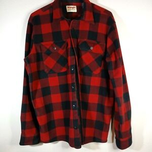 Wrangler Flannel Button Shirt Men's M Red Black Lumberjack Authentics Plaid AB39
